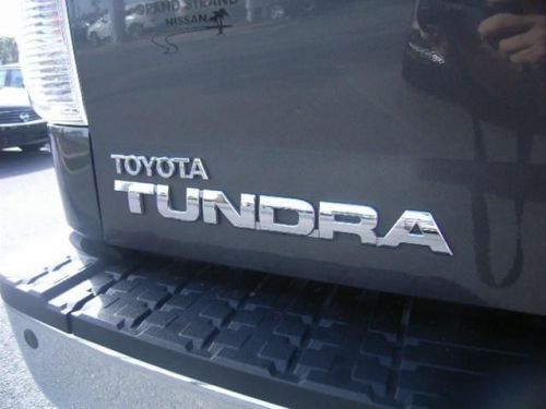 2012 toyota tundra limited