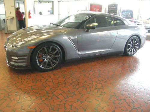 2014 nissan gt-r -- brand new -- fred anderson nissan of fayetteville (nc)
