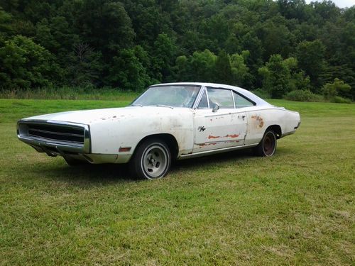 1970 dodge charger r/t #s match, loaded