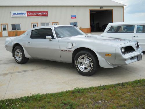 1978 pontiac trans am - silver/red, nice body, paint and interior,  clean