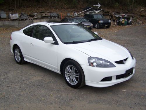 2005 acura rsx - moonroof - cd player - power - nice - clean - ready to go
