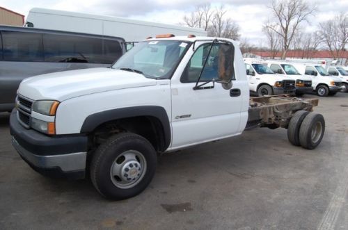 Chevy 3500 cab chassis 1 ton dually 2wd v8 auto fleet maintained utility
