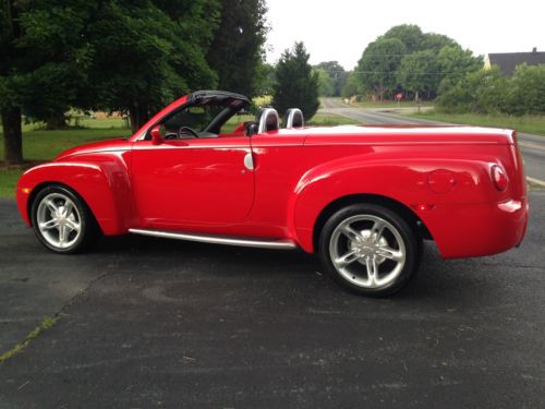 2004 chevrolet ssr  convertible only 75k miles super nice