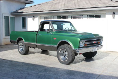 1967 chevy k 10 4 x 4 long bed 4 wd