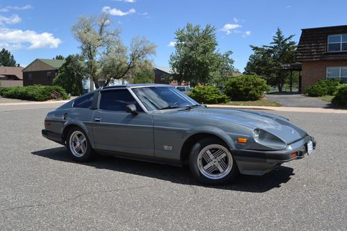 1983 datsun 280zx turbo 2 seater!  5 speed manual &amp; t-tops!