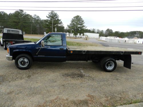 1998 chev cheyenne c3500 flatbed  low low miles