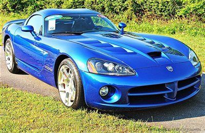 2dr cpe srt10 low miles coupe manual gasoline 8.4l sfi v10 viper gts blue