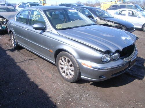 2003 jaguar x type only 46k miles runs and drive great salvage with light damage
