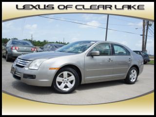 2008 ford fusion 4dr sdn automatic  4 cylinders  clean carfax