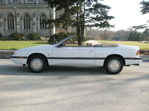1993 chrysler le baron convertible 29,000 miles clean history excellent