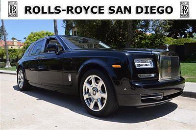 2013 rolls-royce phantom. black over white. 4100 miles. great options.