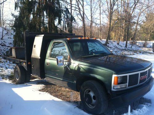 Gmc 3500 - flatbed / cab n chassis / backpack tool box / diesel - 1991