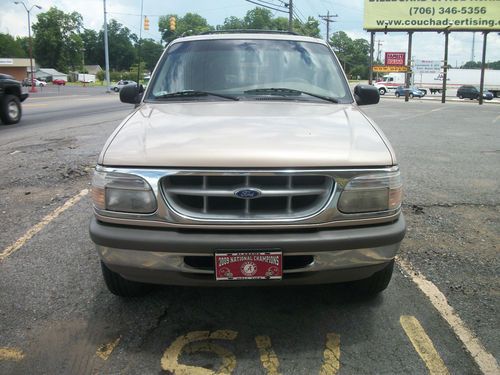 1996 ford explorer* nice condition*cold air