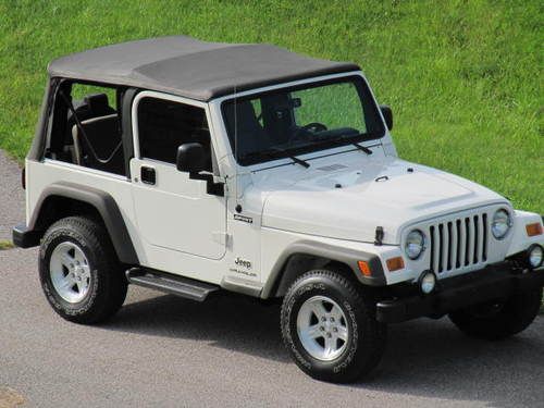 * 2006 jeep wrangler sport 4x4 auto-42k (pearl white) well kept *