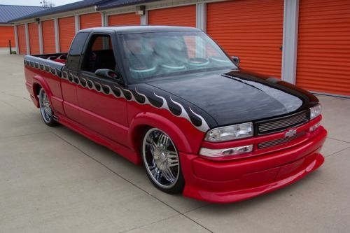 2000 chevrolet s-10 extreme x-cab--frame off--all customized--only 125 miles!!