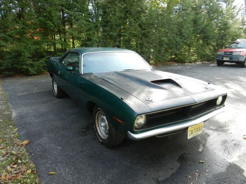 A real aar cuda with a complete t/a motor and automatic transmission