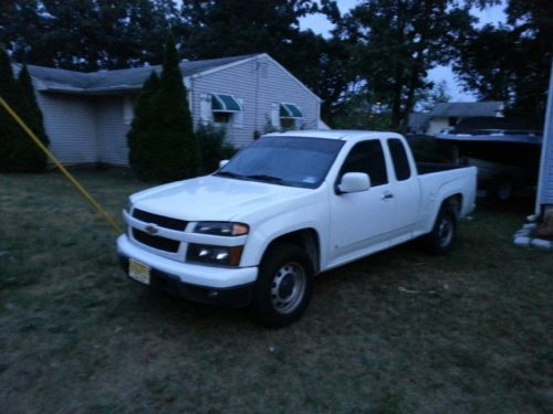 Chevy colorado extended cab 4 door 5cyl 3.7 automatic