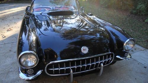 1957 fuel injected 4 speed corvette------rare-----only 182 were built