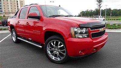 4wd lt low miles 4 dr crew cab truck automatic 5.3l 8 cyl red