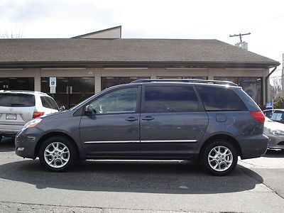 No reserve 2006 toyota sienna limited awd navi dvd loaded one owner nice!