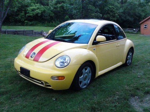 2000 vw beetle-bug glx 5 speed leather sunroof cold air! runs good nice car cool