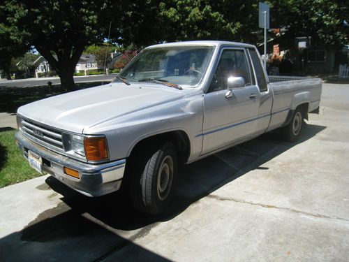 Used toyota pickup trucks for sale by owner in california
