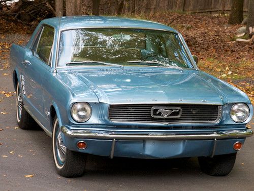 1966 ford mustang coupe 3.3l auto original with ac