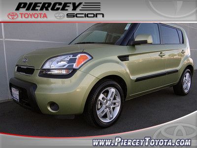 Soul + wagon 4d green automatic 4-spd w/od fwd abs (4-wheel) air conditioning