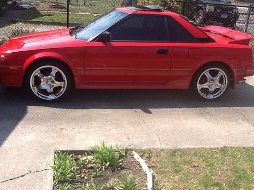 Collector quality 1986 toyota mr 2. with 18000 original miles. original owner
