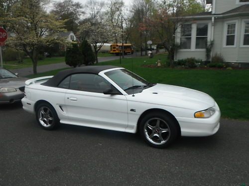 95 ford mustang gt only 82000 miles convertible red leather mint condition
