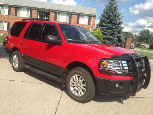 2011 ford expedition, 4x4 , salvage rebuilt , 3rd row, warranty , no reserve  !!