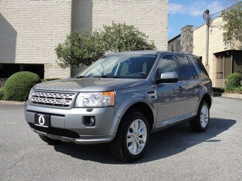 Beautiful 2011 land rover lr2 hse, only 10,005 miles, warranty!!!