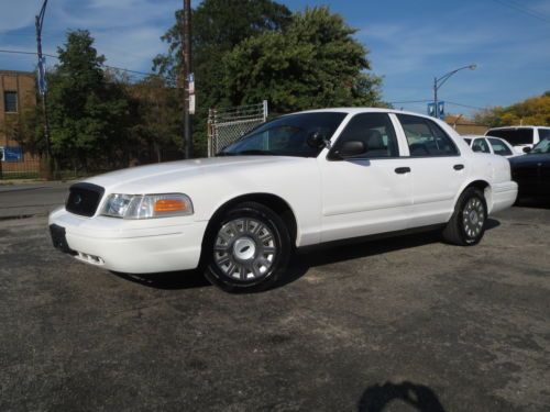 White p71 ex police car 96k miles pw pl cloth sts carpet affordable very nice