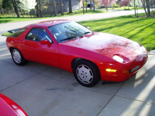 1987 porsche 928s4  guards red great price!!!