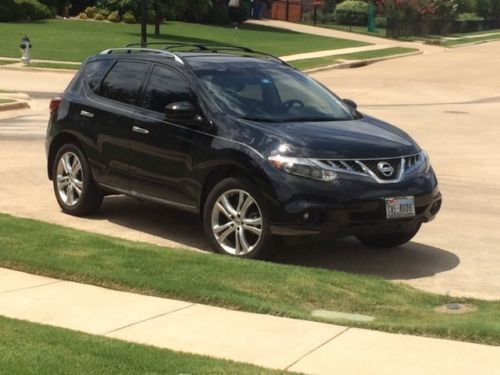 2011 nissan murano le garage kept. fully loaded! excellent condition.