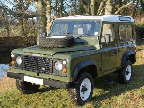 Land rover defender 7 seater-very clean low mileage example