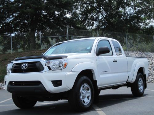 Toyota tacoma 2013 sr5 access cab 5-speed 4cyl 4wd like new low reserve a+