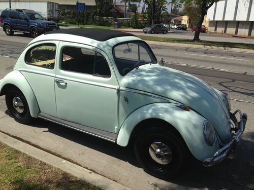 1961 ragtop vw beetle