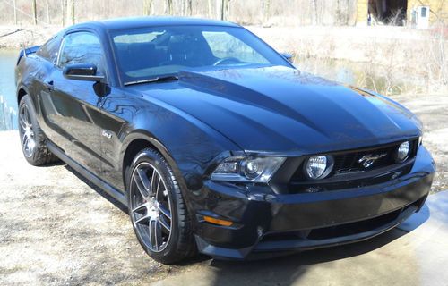 Stunning supercharged 2012 mustang gt premium - all black