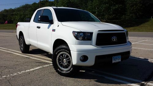 2012 toyota tundra rock warrior with upgrades!!! 5.7 w 4wd trd exhaust intake