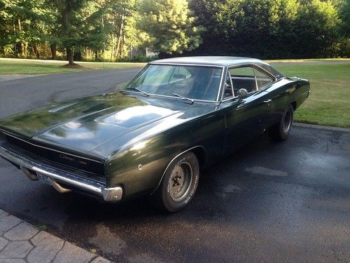 1968 charger 440 auto solid car