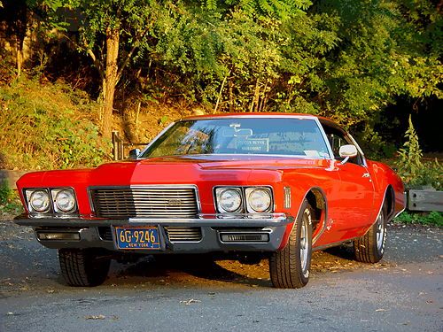 1971 buick riviera gs - fire red