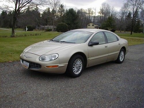 Chrysler concorde  lxi 1998 ....loaded...original owner selling