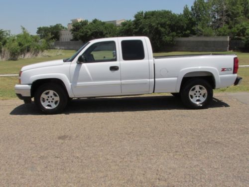 06 k1500 extended cab lt1 z71 4x4 96k 5.3l auto shortbed immaculate