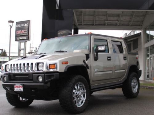 2007 hummer h2 sut 4x4 super cool look ! financing is available
