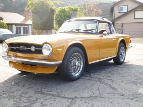 1972 triumph tr6, looks and  runs great, +webers
