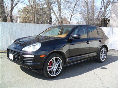 Immaculate cayenne gts v8 just serviced carfax certified and michelin tires