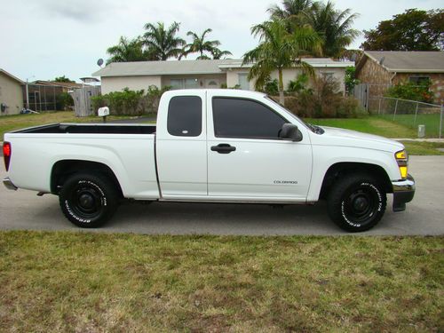 Chevy colorado 2005  four cylinders