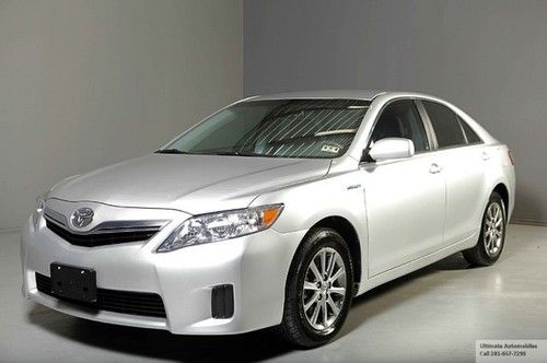 2011 toyota camry hybrid 26k miles 1-owner clean crafax autocheck leather heated