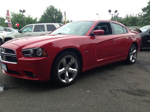 2011 dodge charger road/track